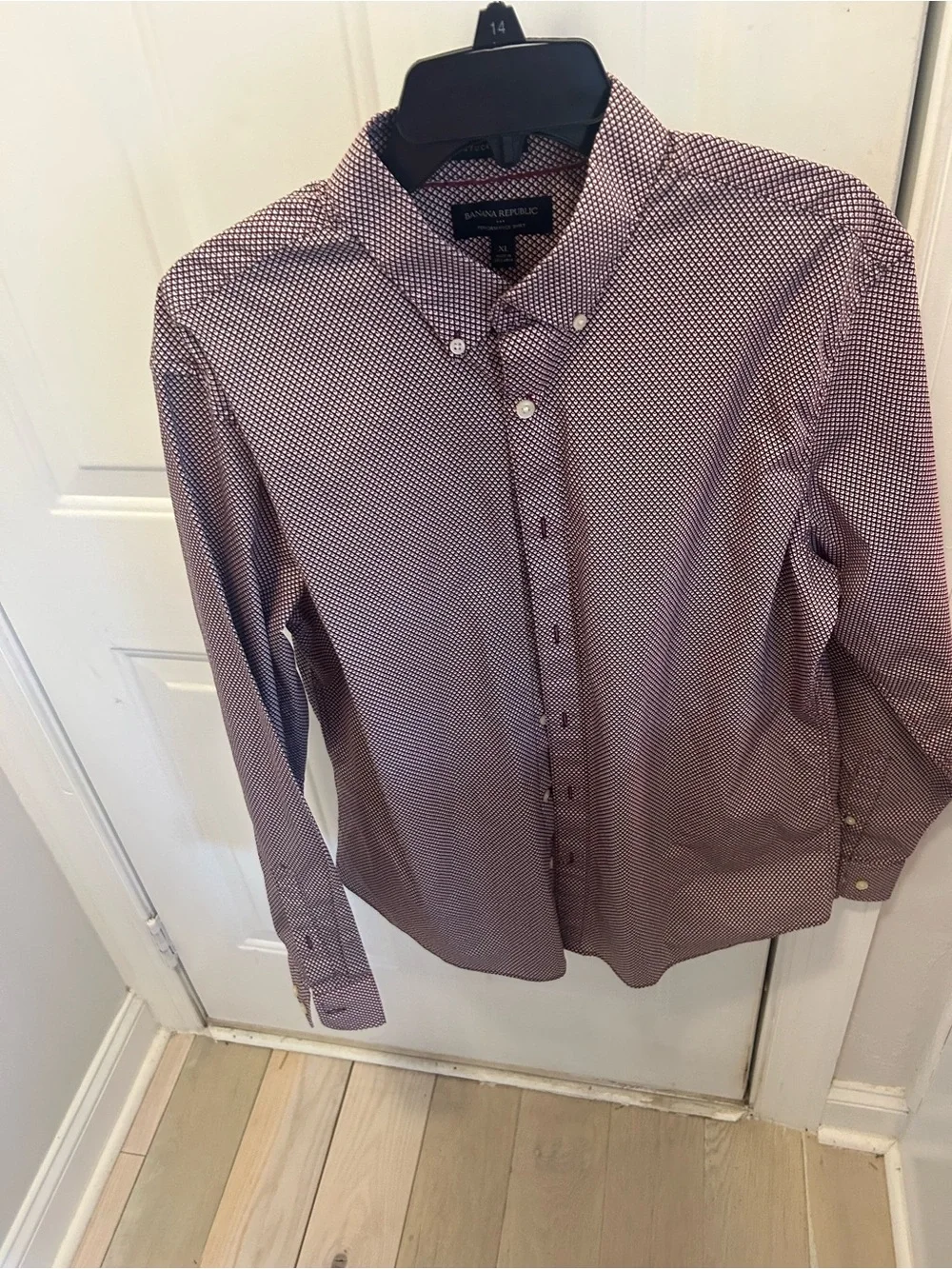 NWOT BANANA REPUBLIC button down dress shirt.